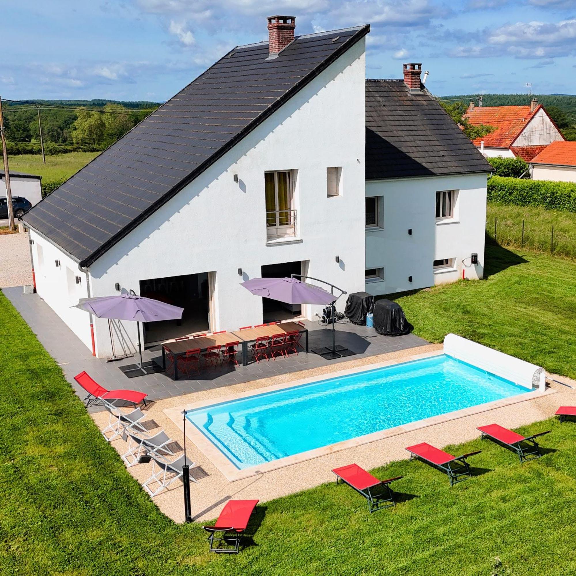 Les Retrouvailles Des Ducs By Vindihouses - Piscine Chauffe Toute L'Annee - Billard Magnien Exterior foto